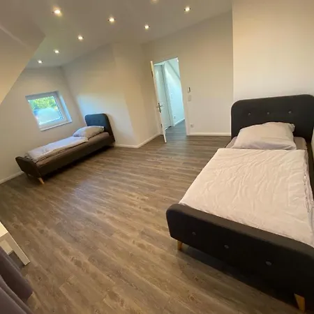 Neubau Luxusanlage Gesamte Haus Prázdninový dům